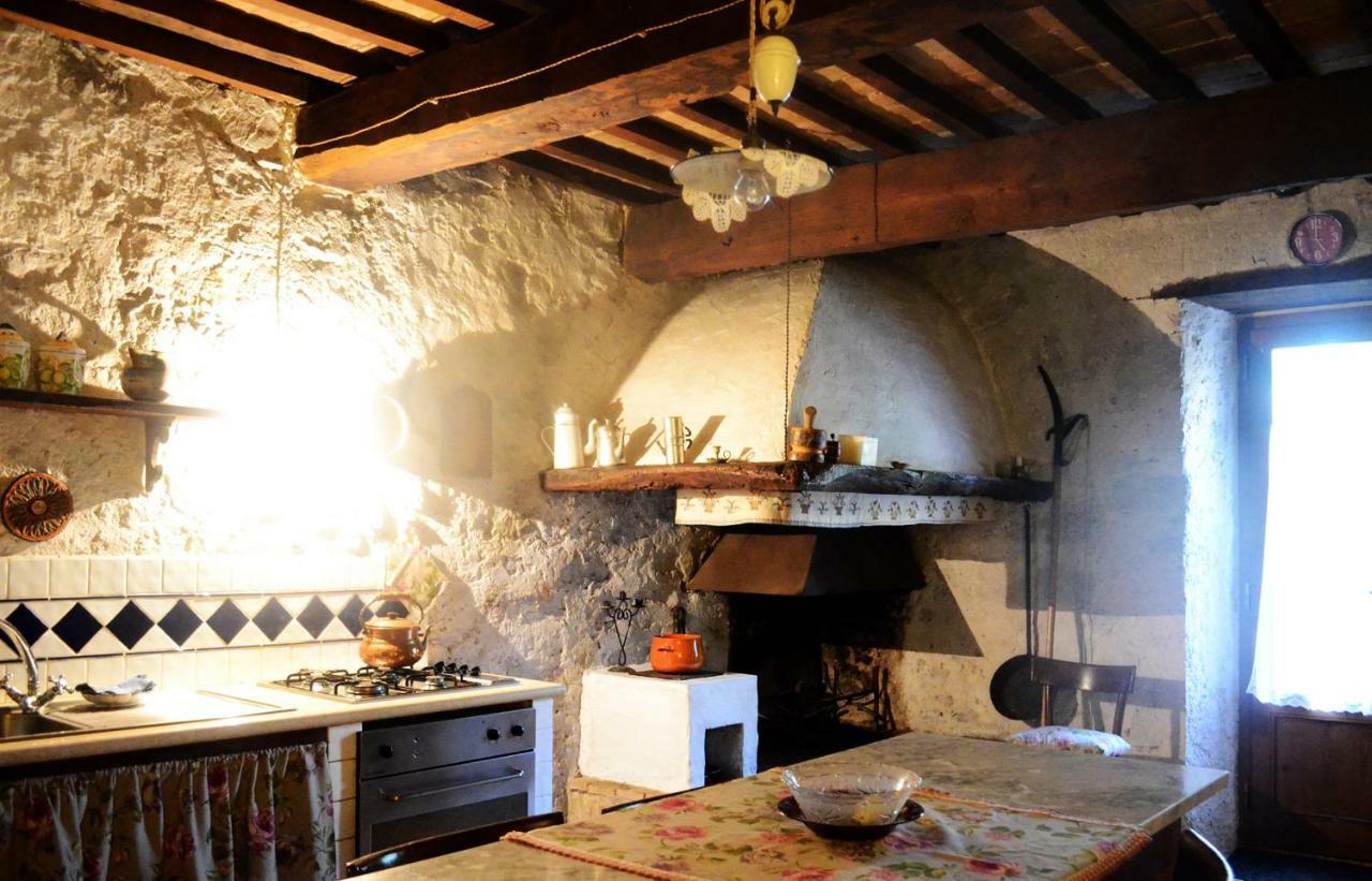 Casa Portone Paola Villa Campiglia dʼOrcia Екстериор снимка